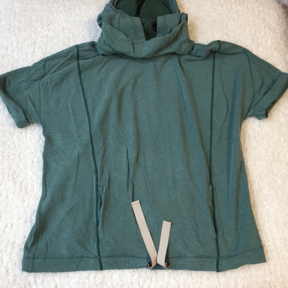 Lululemon pullover
